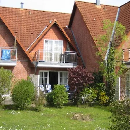 Gorch Fock Park 19 *